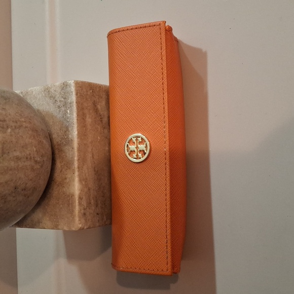 Tory Burch frames with cases - Picture 12 of 12